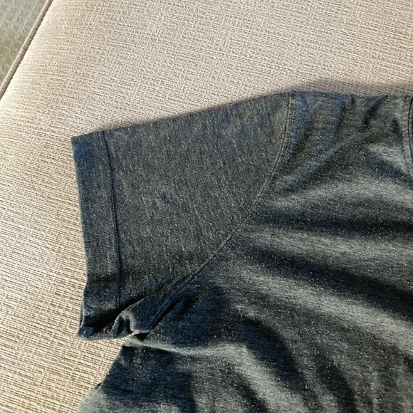 Gray Short Sleeve T Shirt with Swarovski Crystals Star - Size M/L - Picture 8 of 8